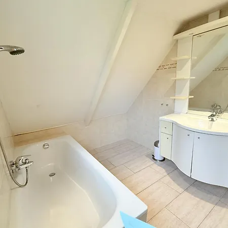 Bungalowpark - Alpha 80 シンペルフェルト